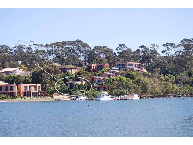 15 Clara Street, Lakes Entrance VIC 3909