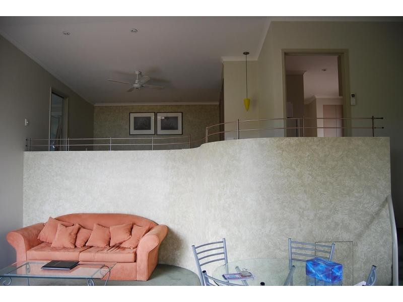 15 Clara Street, Lakes Entrance VIC 3909