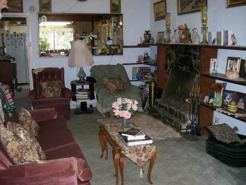 2400 Princes Hwy, Lakes Entrance VIC 3909