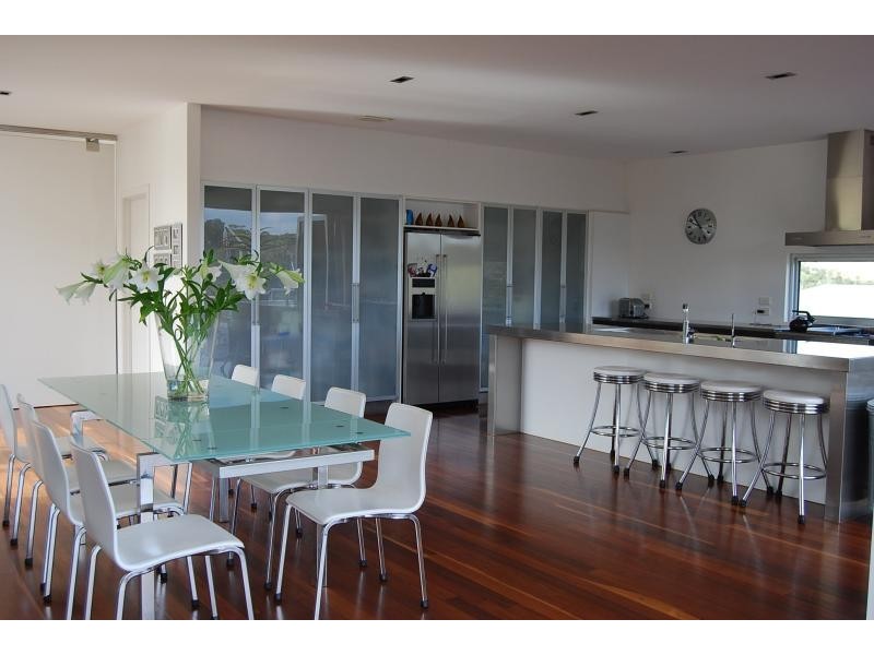 22 Tarra Drive, Lakes Entrance VIC 3909