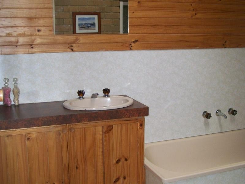 Unit 2/66 Coates Road, Lakes Entrance VIC 3909