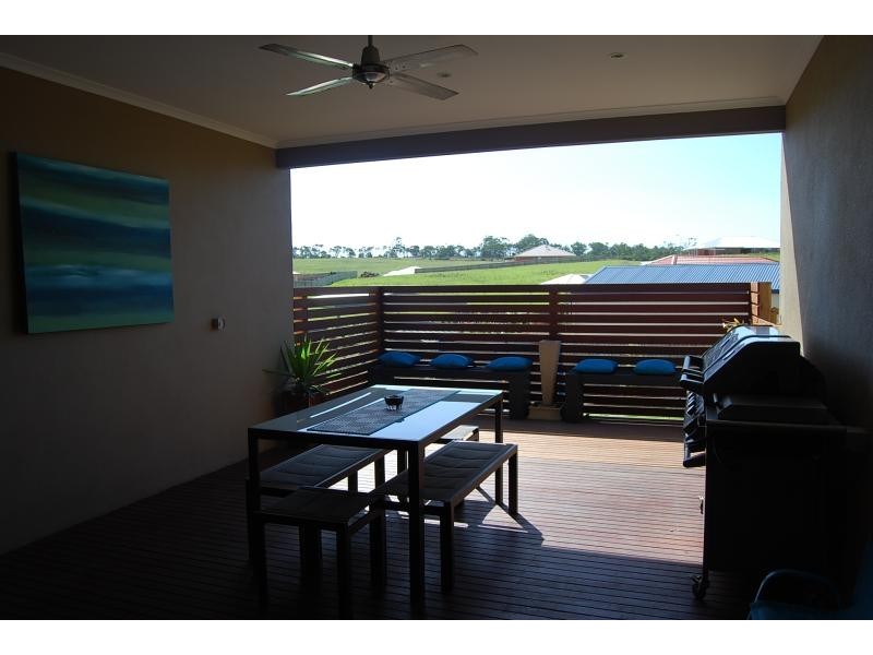 101 Stirling Drive, Lakes Entrance VIC 3909