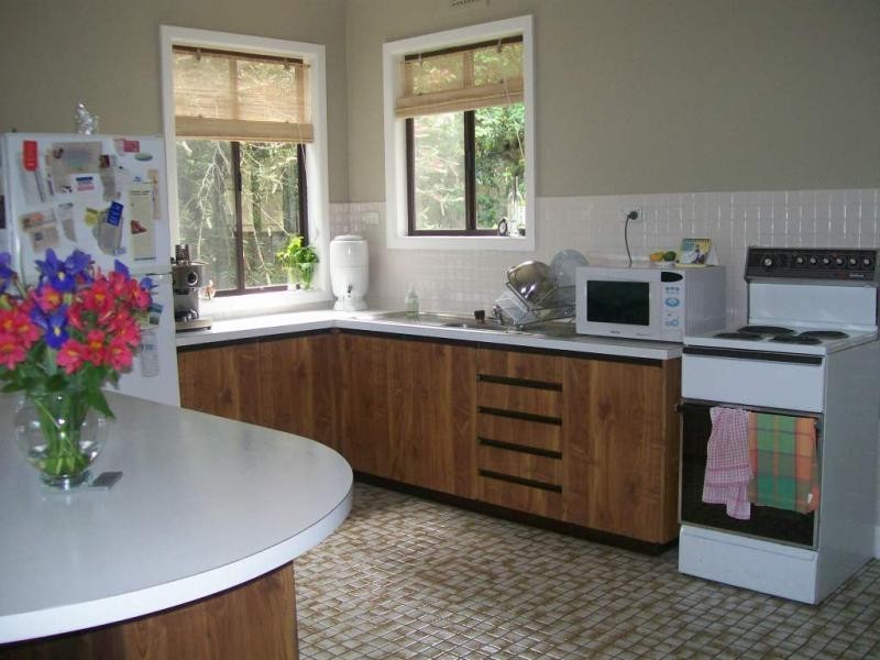 41 Robin Street, Lakes Entrance VIC 3909