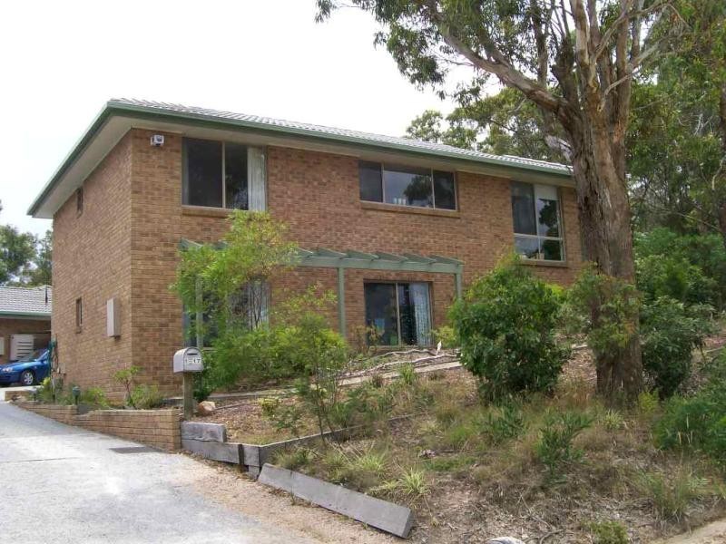 1/17 Ocean View Parade, Lakes Entrance VIC 3909