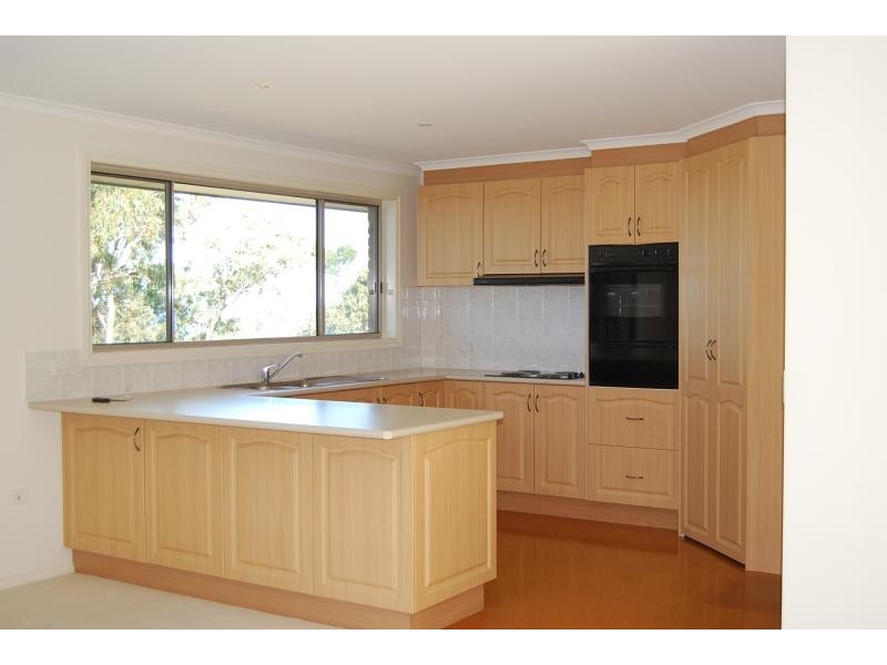 1/17 Ocean View Parade, Lakes Entrance VIC 3909