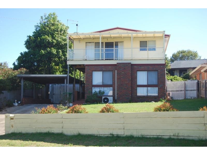 26 Grandview Road, Lakes Entrance VIC 3909