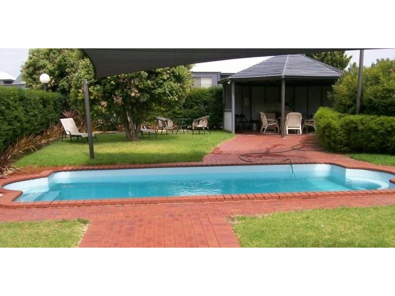 Apartment 9/142 Marine Parade, Lakes Entrance VIC 3909