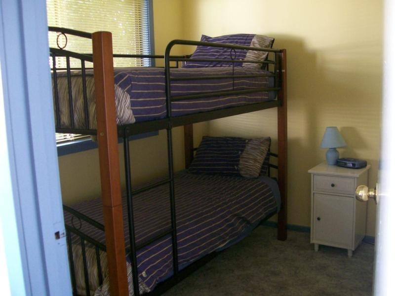 16 Fish Street, Lakes Entrance VIC 3909