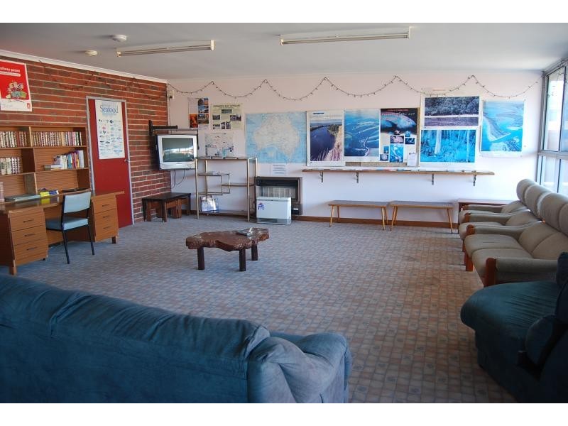 669 Esplanade, Lakes Entrance VIC 3909