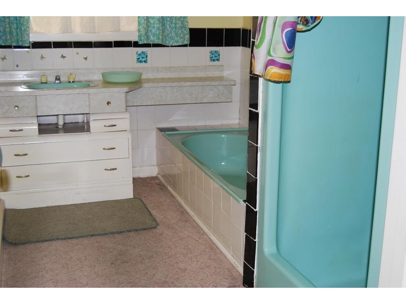 1 VIEW STREET, Lake Tyers Beach VIC 3909