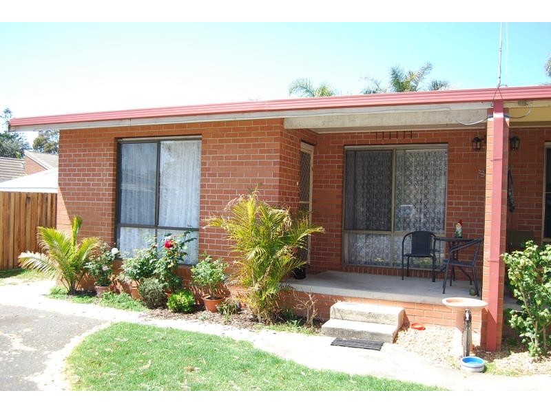 Unit 2/36 Carpenter Street, Lakes Entrance VIC 3909