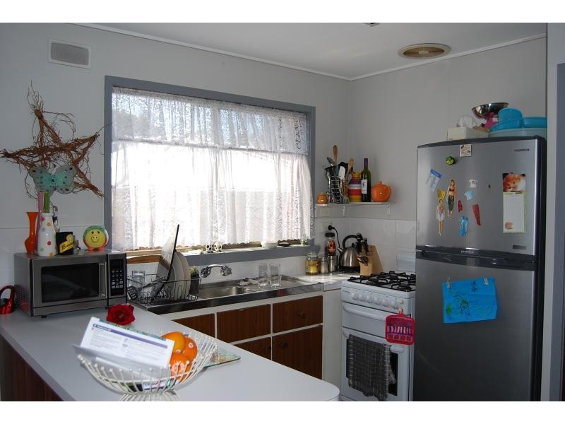 Unit 2/36 Carpenter Street, Lakes Entrance VIC 3909