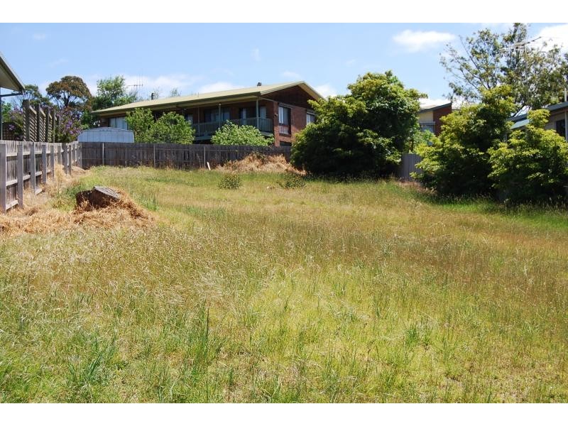 55 Beveridges Road, Lakes Entrance VIC 3909