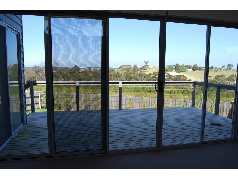 26 Hunters Lane, Lakes Entrance VIC 3909