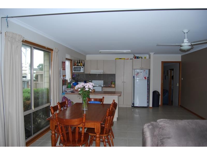 31 West Crescent, Lakes Entrance VIC 3909