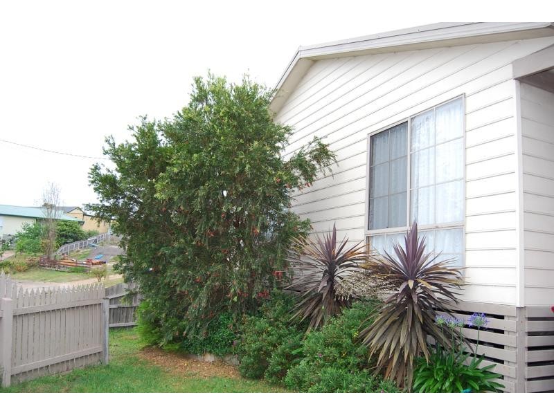 31 West Crescent, Lakes Entrance VIC 3909