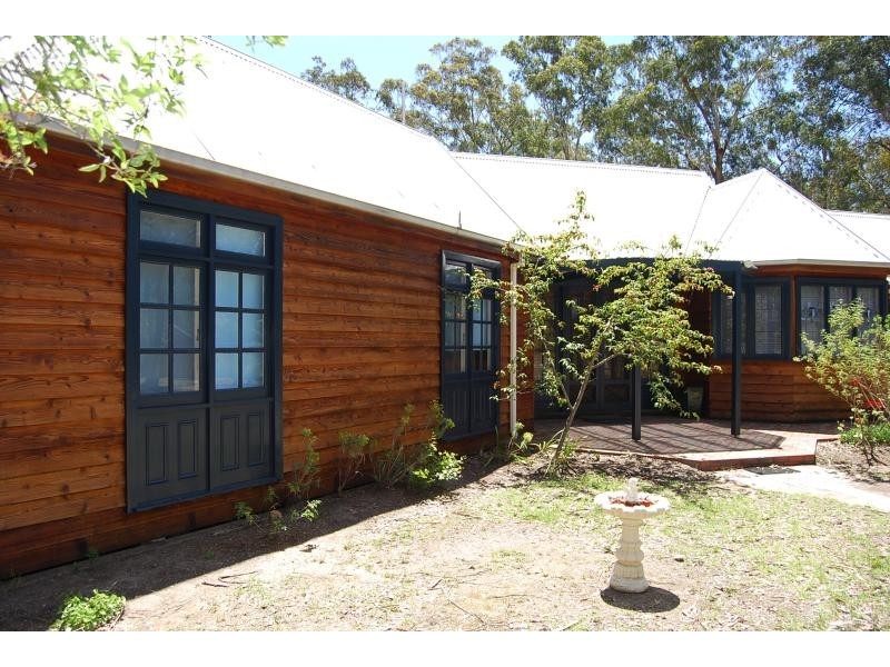 52 Baades Road, Lakes Entrance VIC 3909