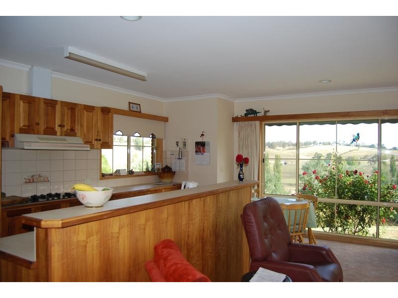 37 McMeekins Road, Swan Reach VIC 3903