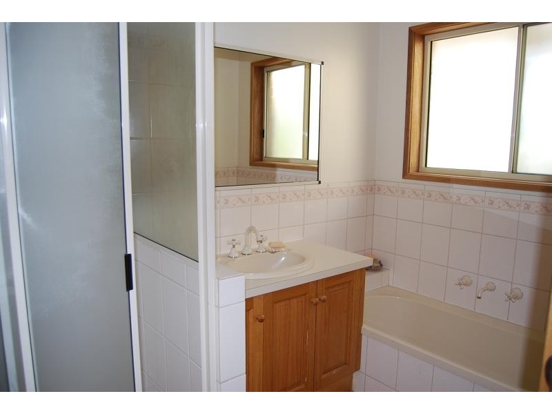 37 McMeekins Road, Swan Reach VIC 3903