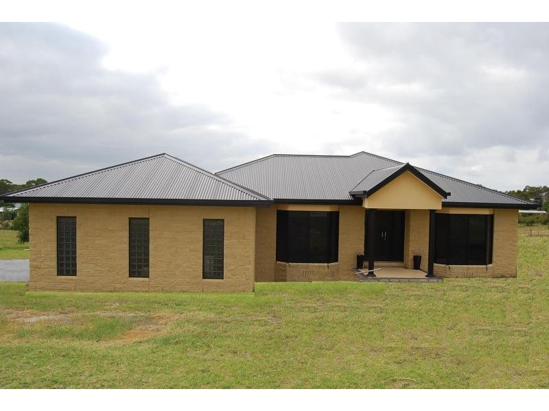 20 John Francis Court, Lakes Entrance VIC 3909