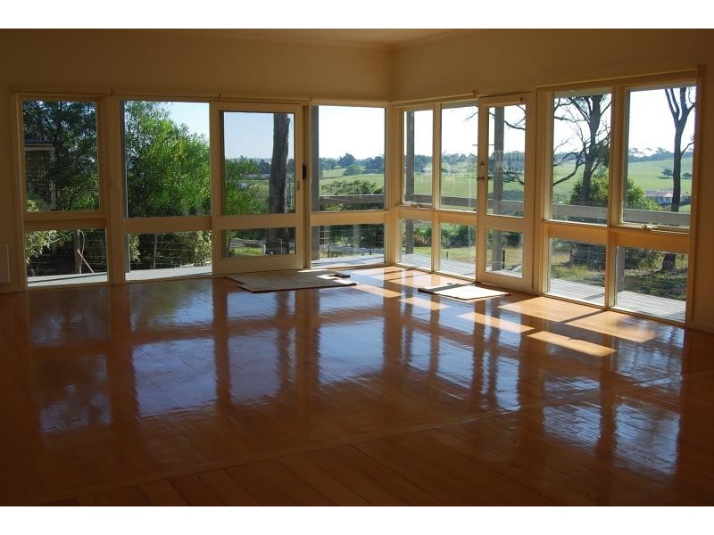 22 Northrope Road, Lakes Entrance VIC 3909