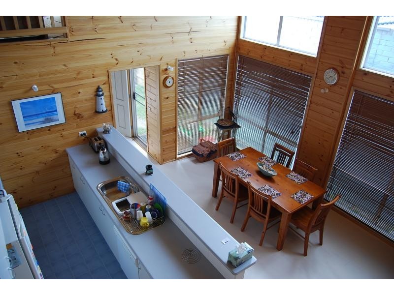 118 Marine Parade, Lakes Entrance VIC 3909