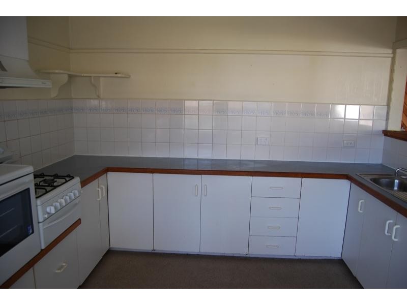 3 Jefferson Avenue, Lakes Entrance VIC 3909