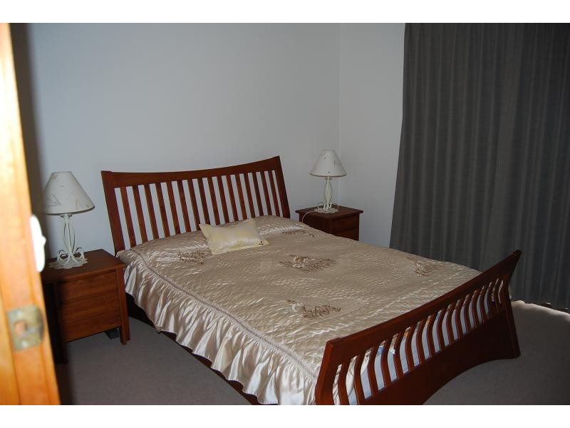 7 Eastern Beach Road, Lakes Entrance VIC 3909