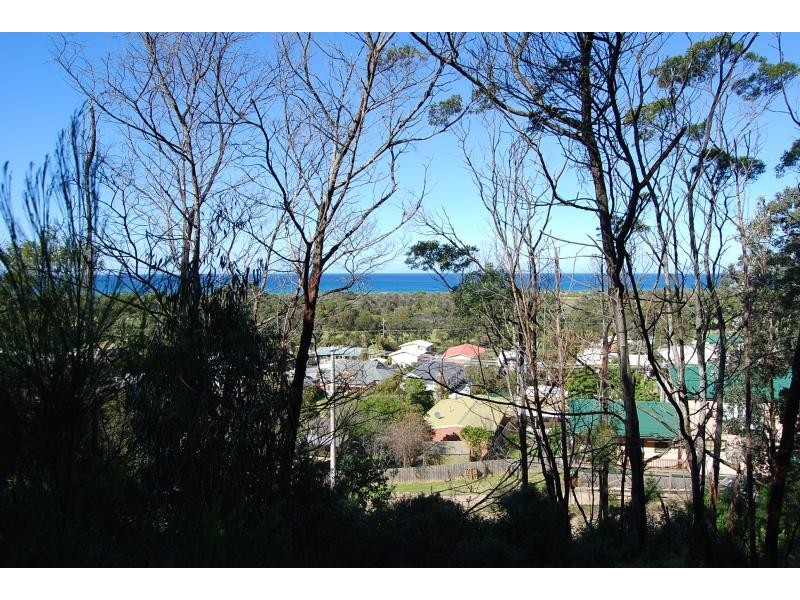 4 Gay Street, Lakes Entrance VIC 3909