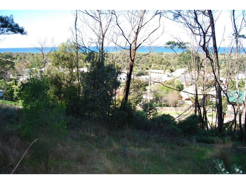 4 Gay Street, Lakes Entrance VIC 3909