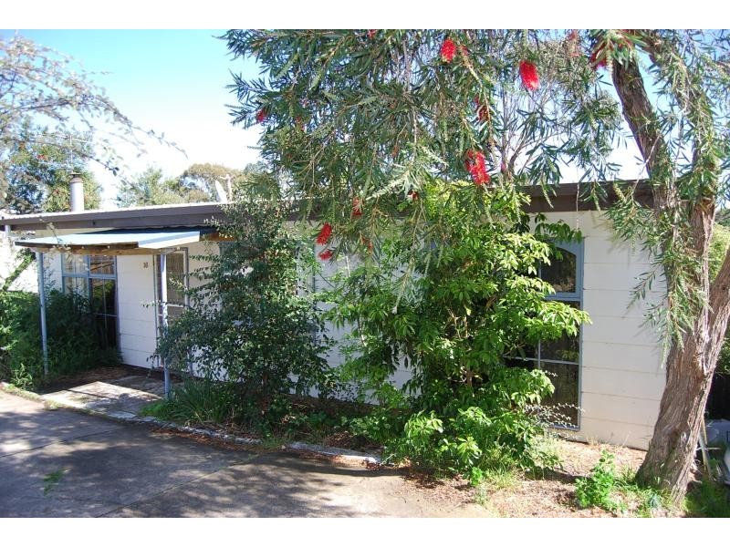16 View Street, Lakes Entrance VIC 3909