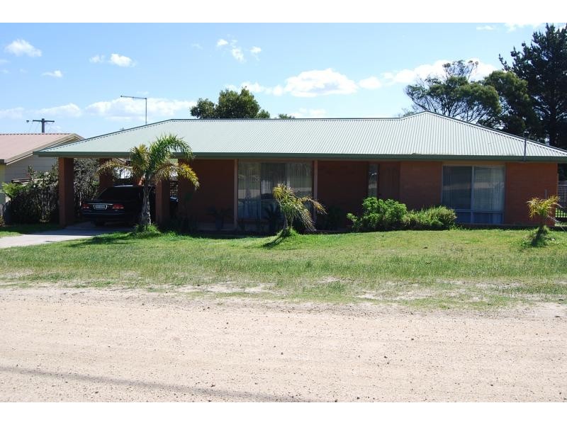 189 Princes Highway, Lakes Entrance VIC 3909