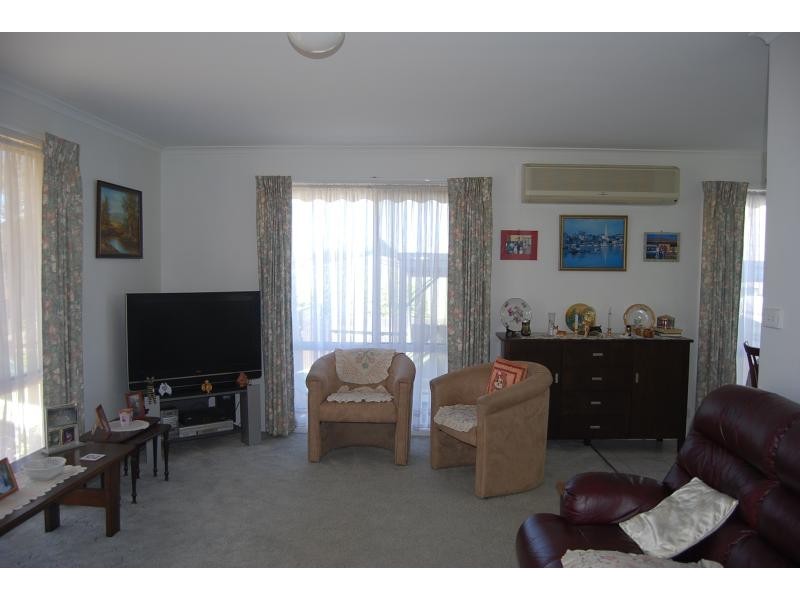 177 Princes Highway, Lakes Entrance VIC 3909