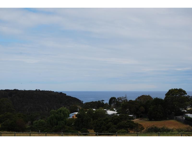 59 Lake Bunga Beach Road, Lakes Entrance VIC 3909