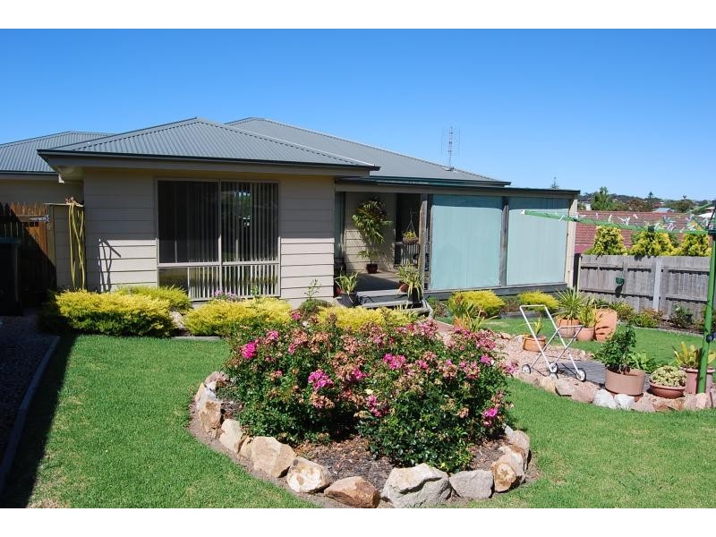 5 Clematis Court, Lakes Entrance VIC 3909