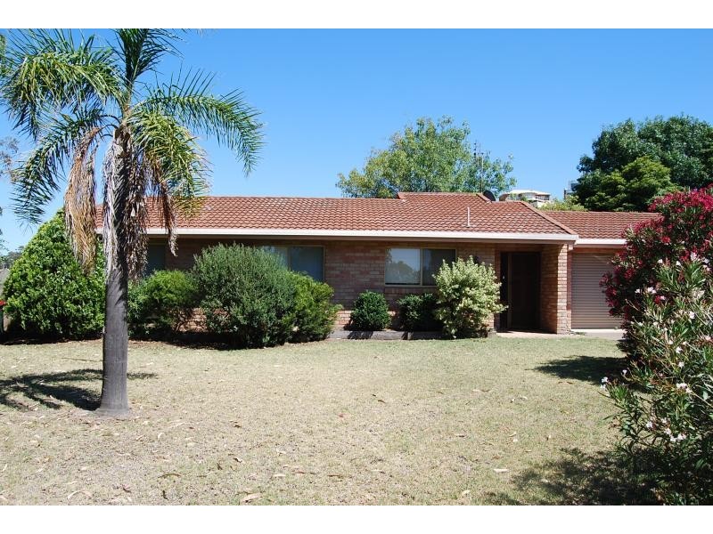 Unit 1/41 Golf Links Road, Lakes Entrance VIC 3909