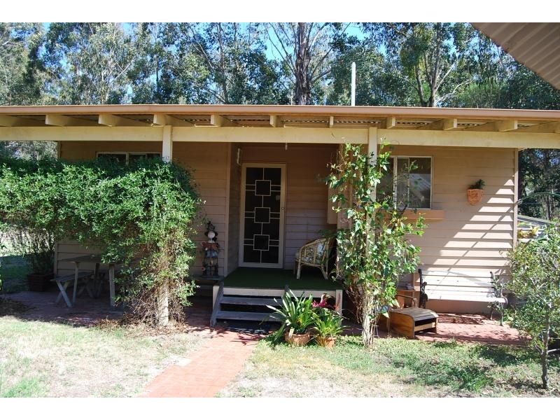 135 Nungurner Jetty Road, Lakes Entrance VIC 3909