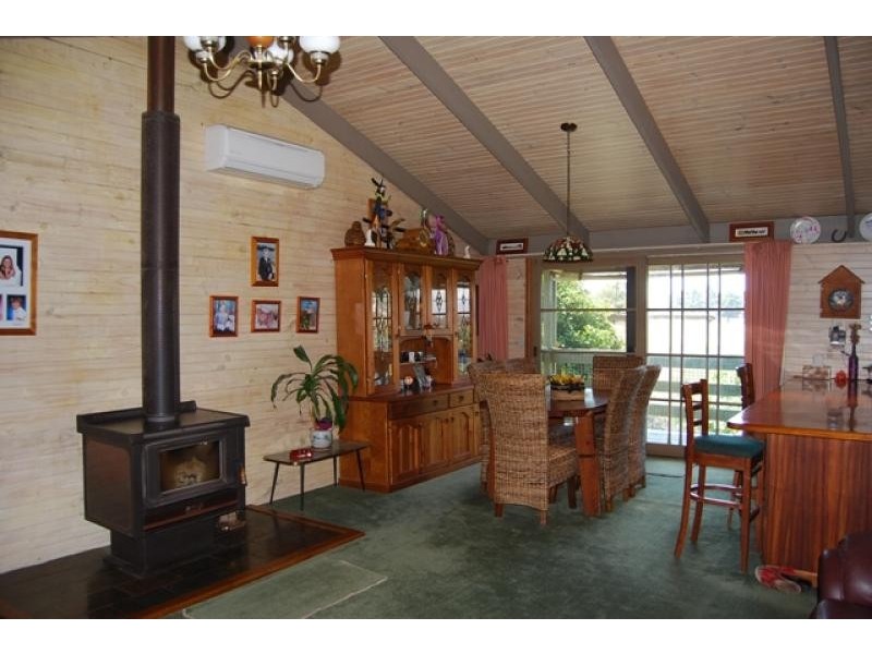 141 Hunters Lane, Lakes Entrance VIC 3909