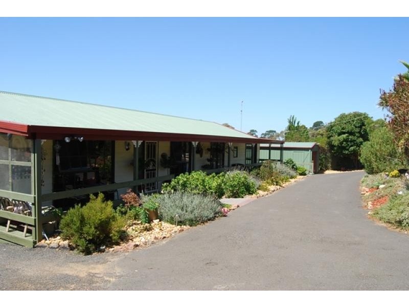 141 Hunters Lane, Lakes Entrance VIC 3909
