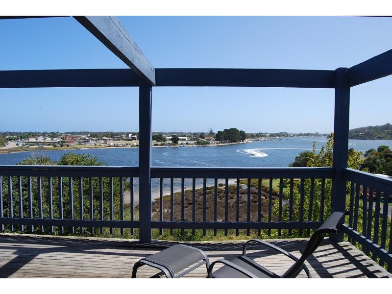 28 View Street, Lakes Entrance VIC 3909