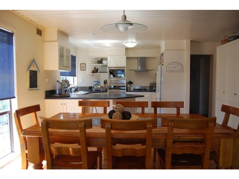 28 View Street, Lakes Entrance VIC 3909