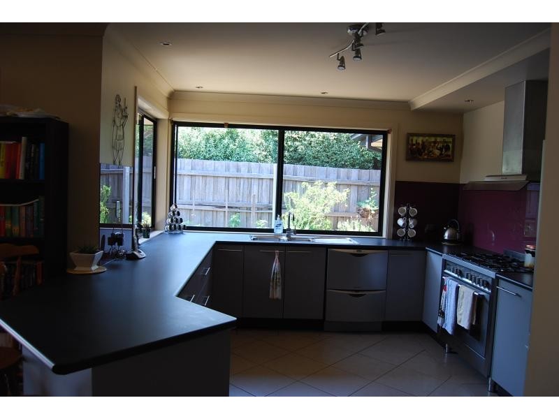4 Westbury Way, Lakes Entrance VIC 3909