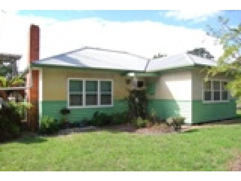 48 Colquhoun Road, Lakes Entrance VIC 3909