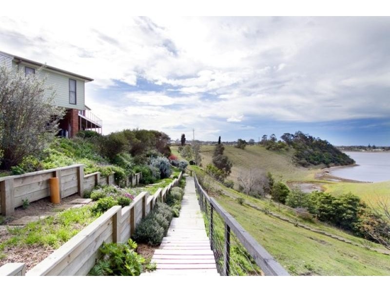 66 Creighton Street, Lakes Entrance VIC 3909