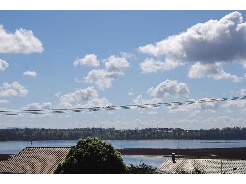69 Lakeside Drive, Lake Tyers Beach VIC 3909
