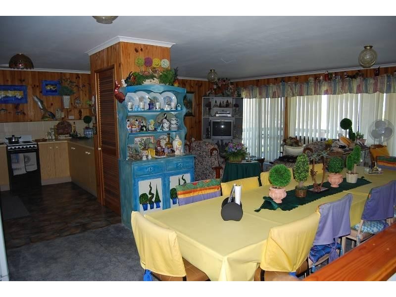 1 Clara Street, Lakes Entrance VIC 3909