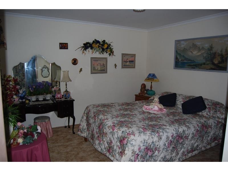 1 Clara Street, Lakes Entrance VIC 3909