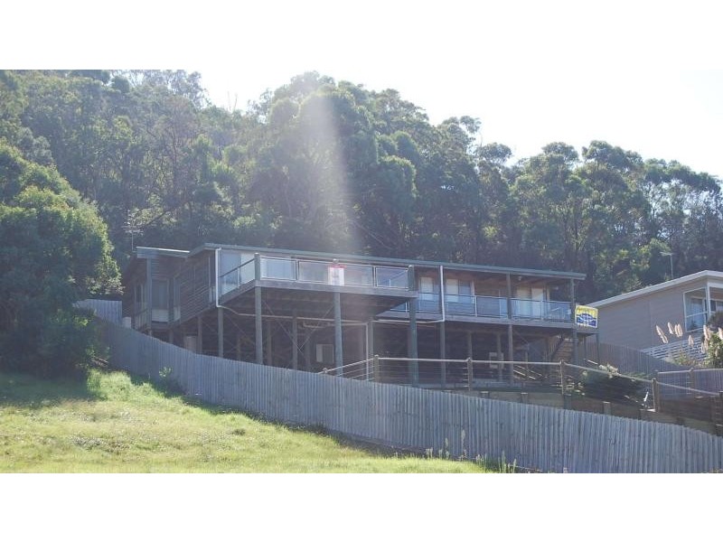 4 Moorabinda Court, Lakes Entrance VIC 3909