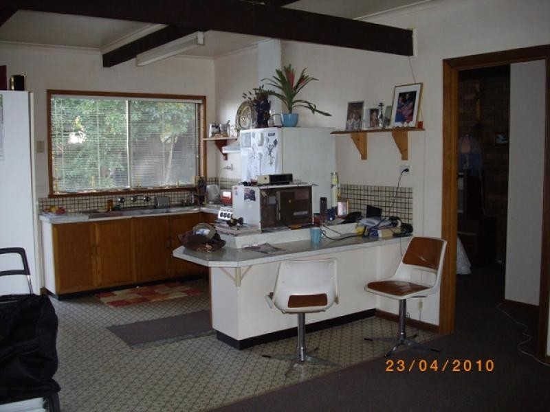 2/14 Middle Street, Lakes Entrance VIC 3909