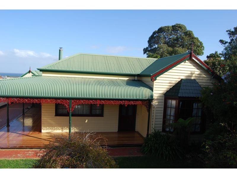 9 Doyle Court, Lakes Entrance VIC 3909